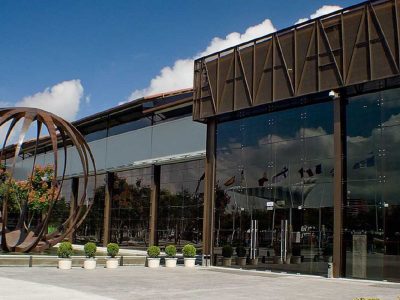 Nave Lewis Ala Acero