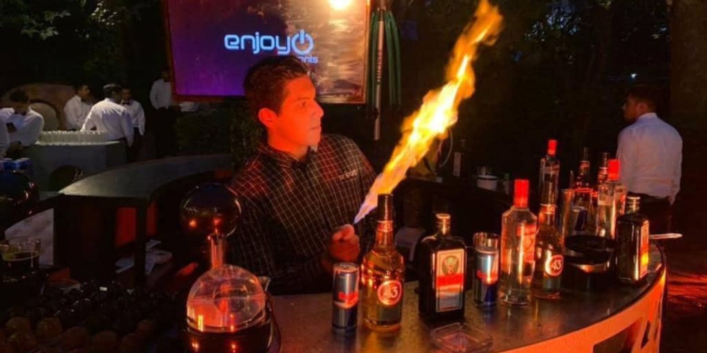 Barra De Bebidas Con Alcohol Ideal Para Bodas