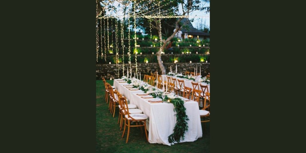 Renta de Mesa Rectangular De Madera Con Base Cruzada