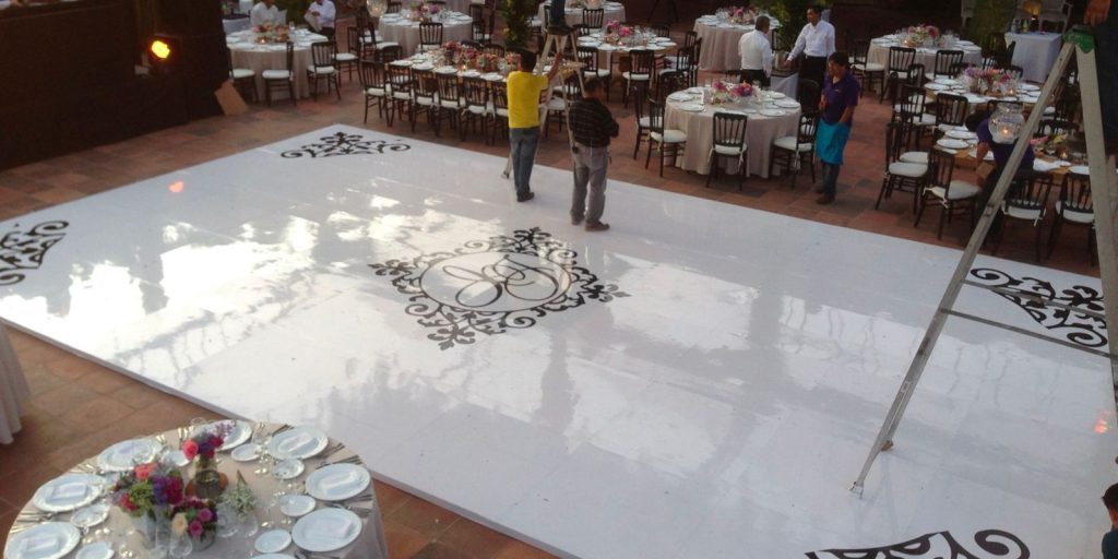 Renta de Pista De Charol