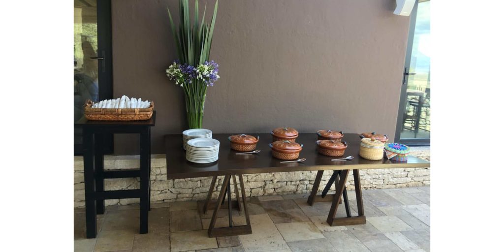 Renta Mesa Rectangular de Nogal