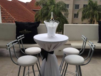 Renta de Mesa Alta Tipo Bar