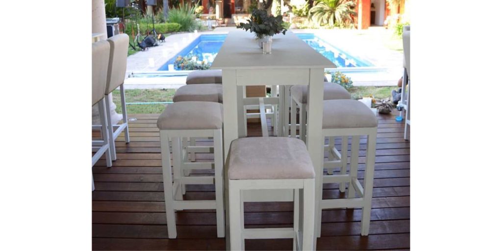 Renta de Mesas Blancas Tipo Bar Rectangulares