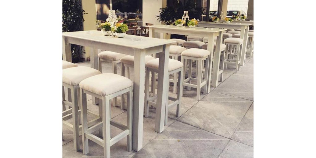 Renta de Mesas Blancas Tipo Bar Rectangulares