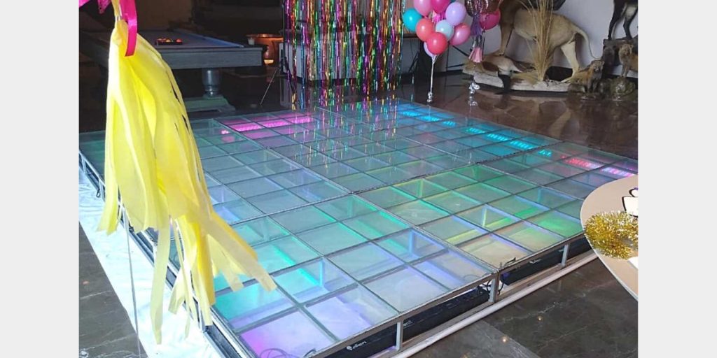 Renta de Pista de Baile de Cristal