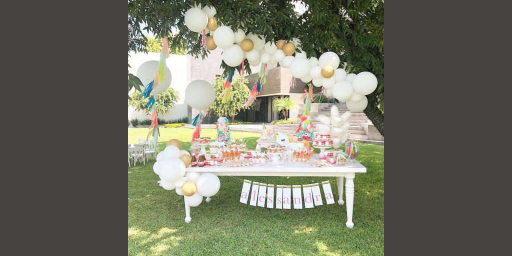 Renta de Mesa para Postres - Estilo Vintage