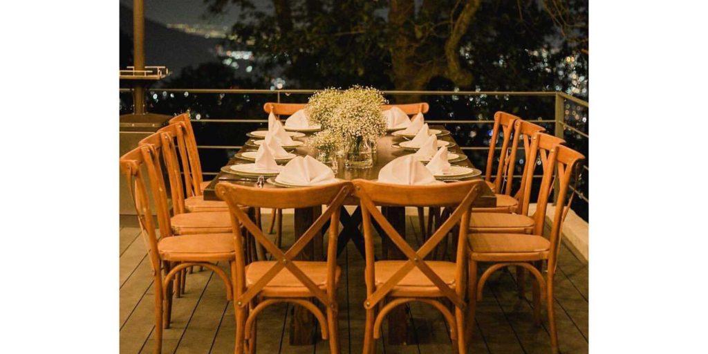 Renta de Sillas Crossback