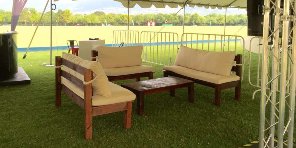 Renta de Sala de Madera