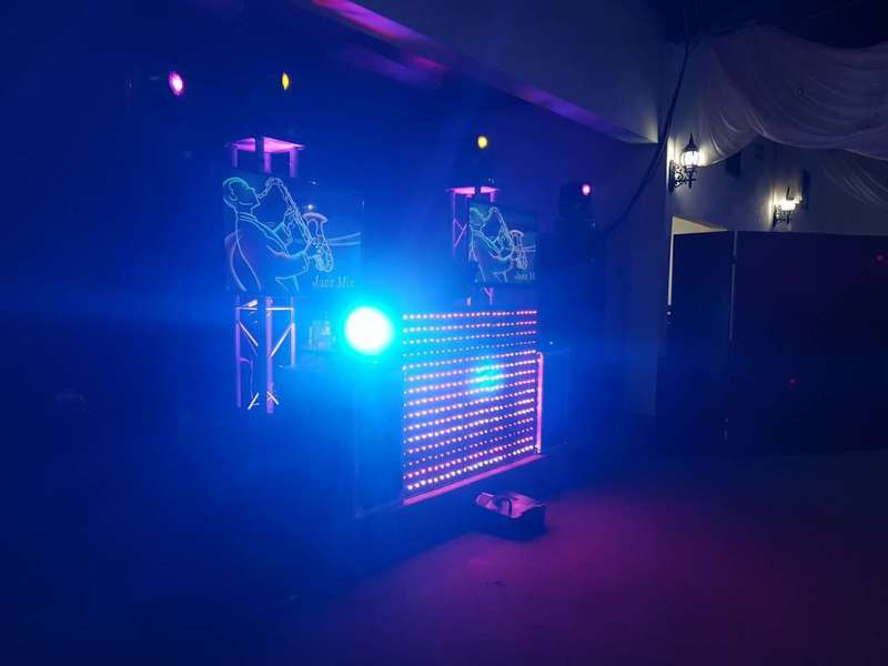 Paquete de Música en vivo y DJ