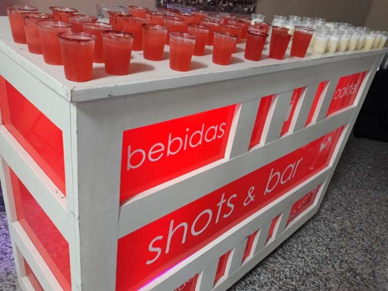 Renta Carrito de Shots