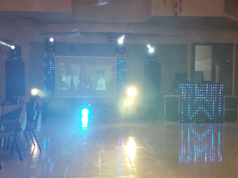 Paquete de Música en vivo y DJ