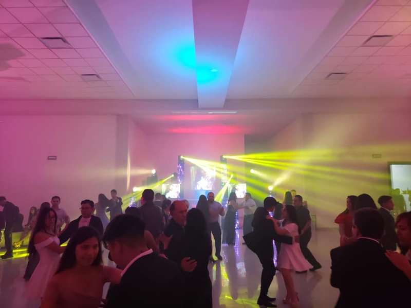 Paquete de Música en vivo y DJ