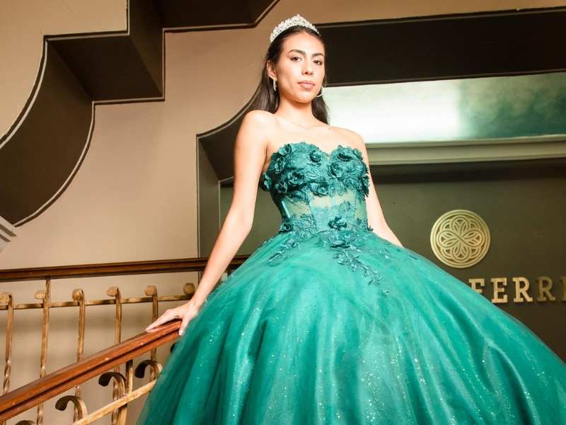 Renta de Vestidos XV años