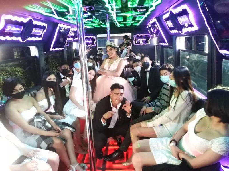 Renta de Party Bus