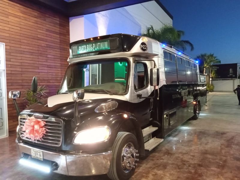 Renta de Party Bus