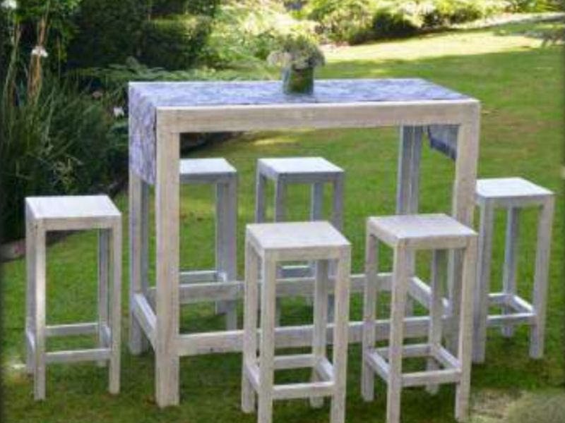 Renta de Mobiliario Tipo Bar Línea Vintage para eventos