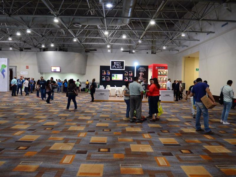 Renta de Salón 103 para conferencias en Cintermex