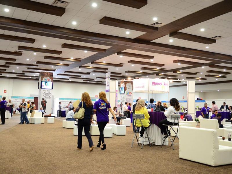 Renta de Salón 109 para conferencias en Cintermex