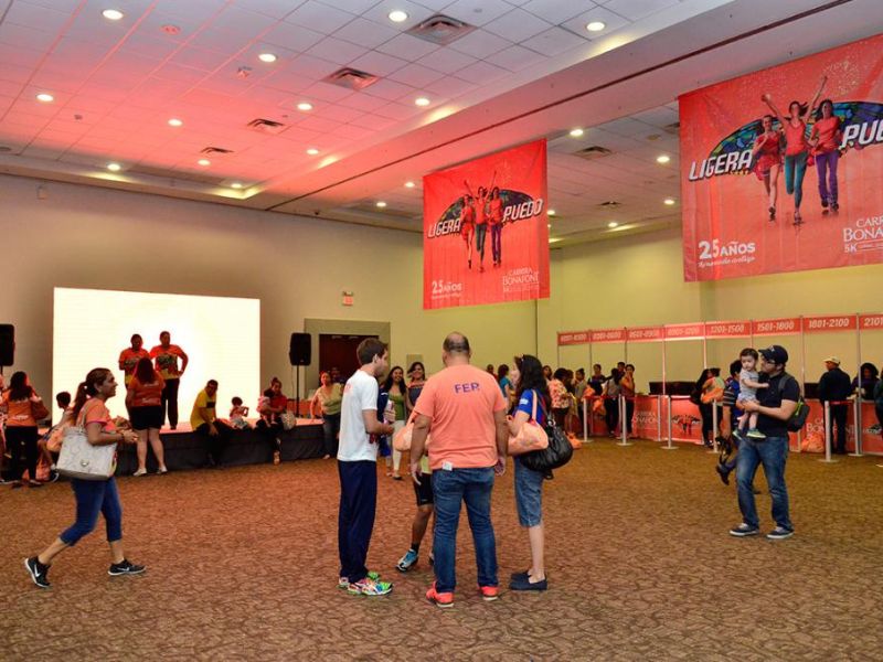 Renta de Salón Europa para posadas en Cintermex