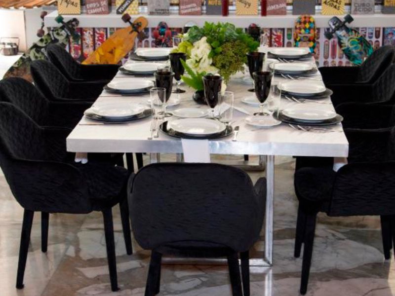 Renta de Sillas Style Di de Media Luna para eventos