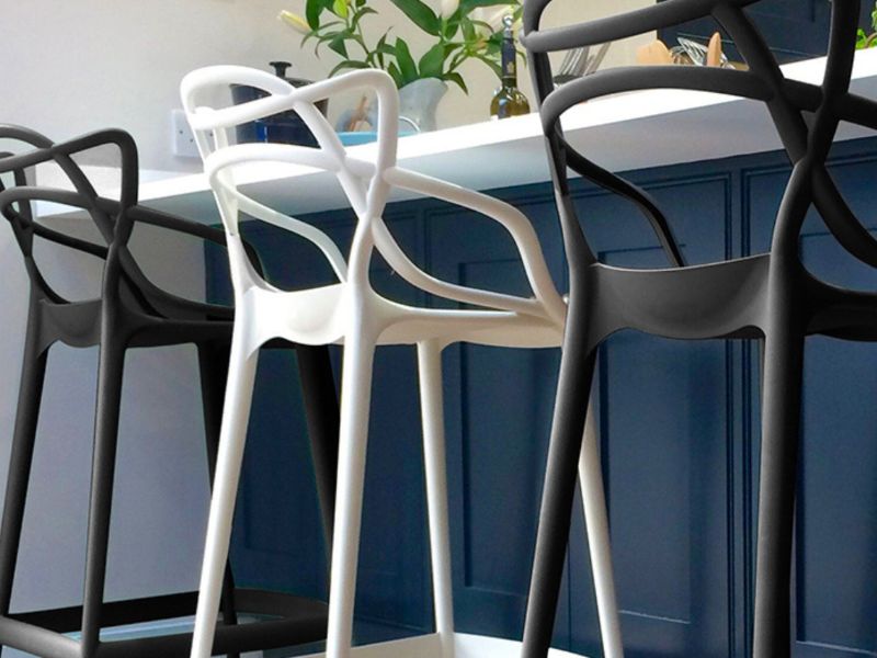 Renta de Taburetes y Sillas para Bar Línea Play