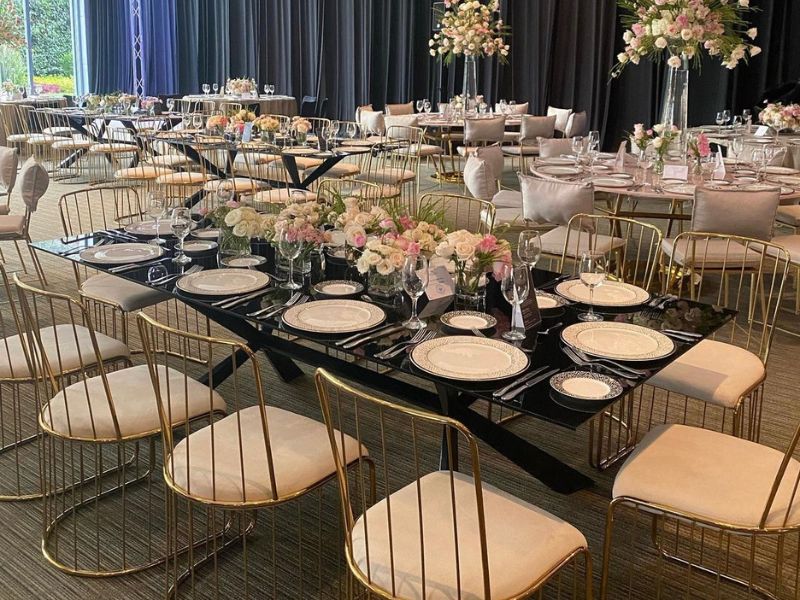 Renta de Mesas de Cristal Línea KSI para eventos