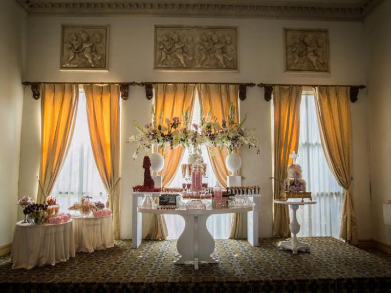 Las Nubes - Salón Lunas