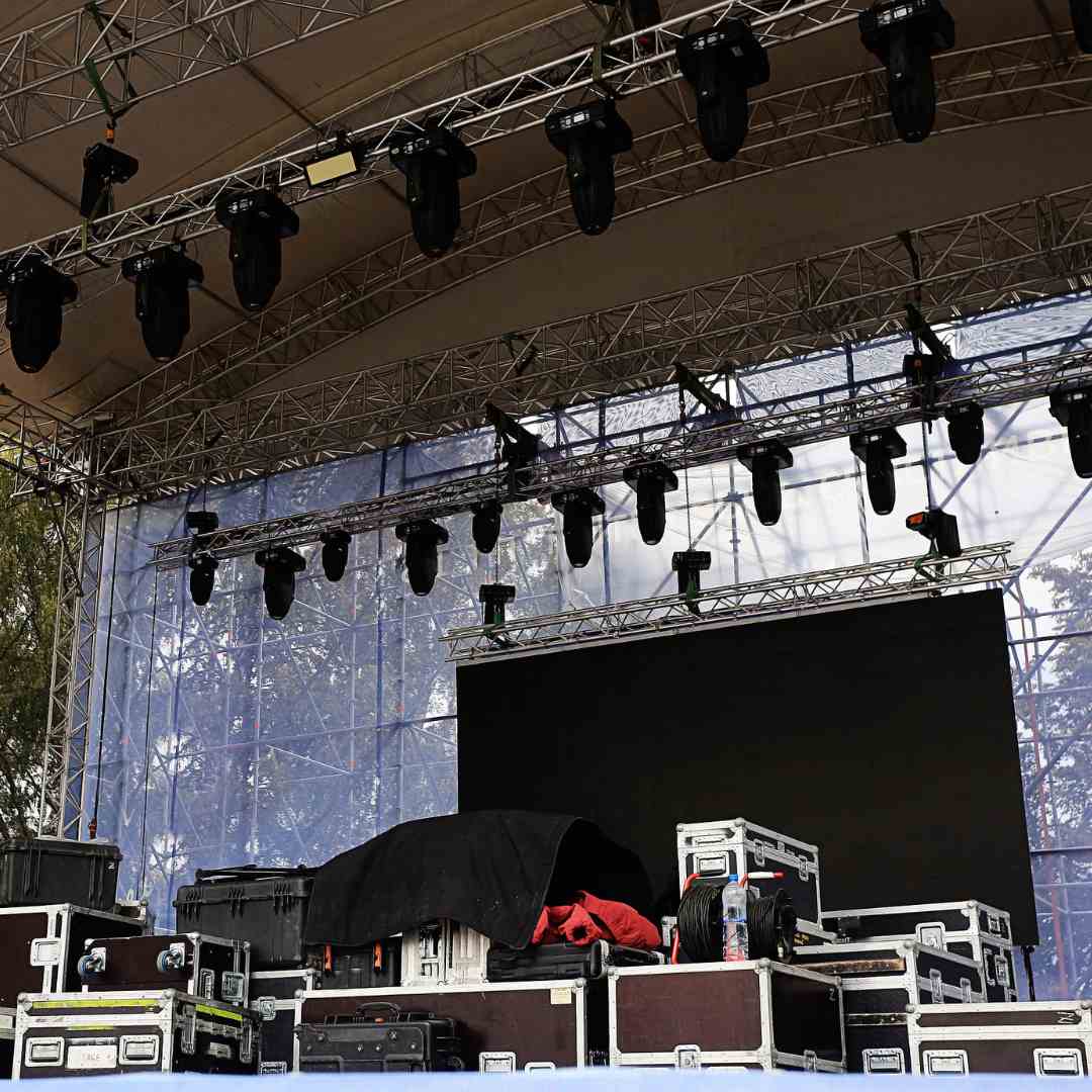 PRODUCCION DE 700 A 2000 PERSONAS