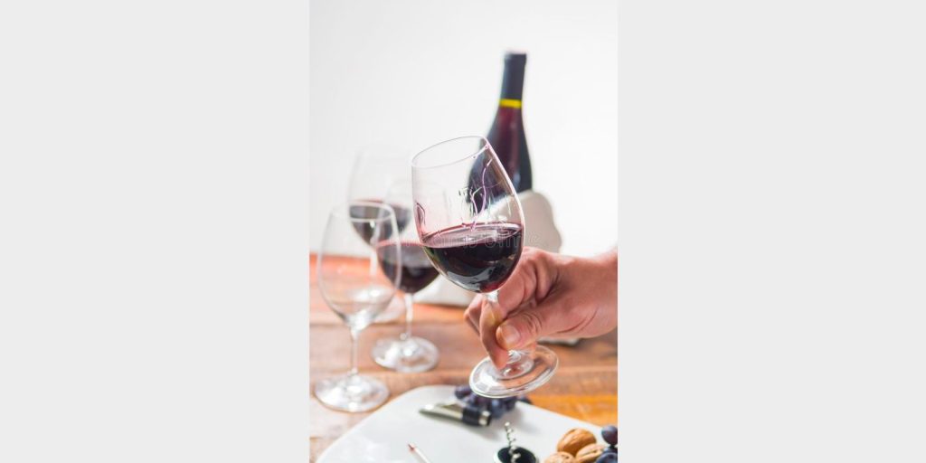 Renta para Copa de Agua o Vino Tinto