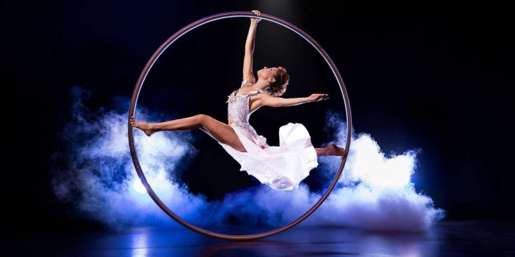 Cyr Wheel Show