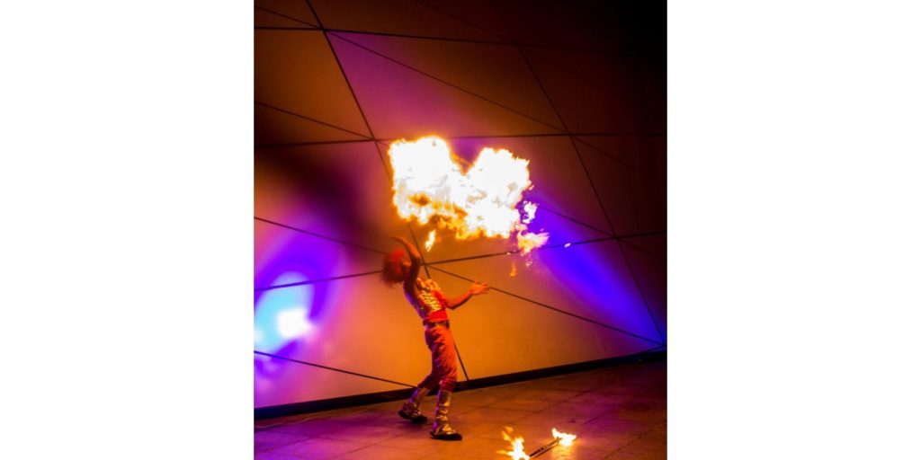 Show de Danza con Fuego y Tambores Africanos