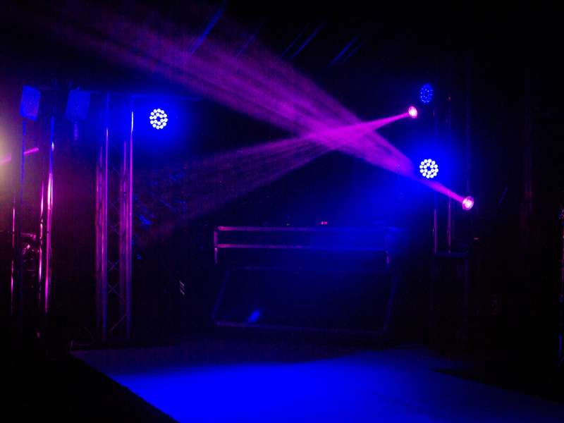 Renta de Paquetes DJ (Todo Incluido)