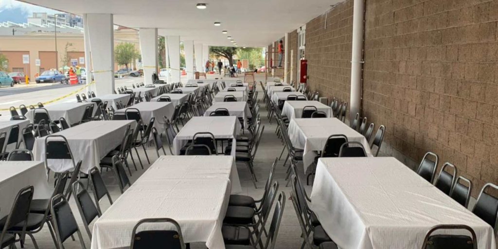 Renta de Mesas (Incluyen 10 Sillas Banqueteras o Avant Garde y Mantel)