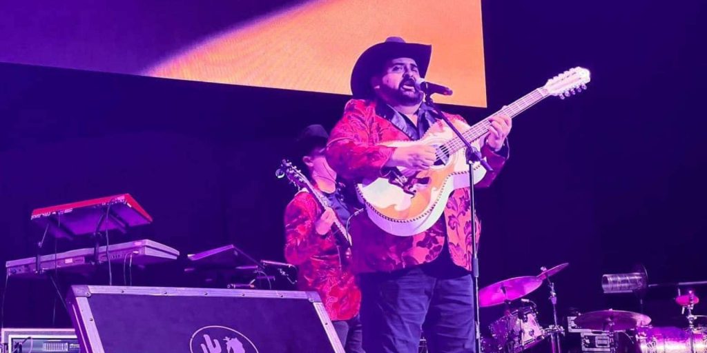 Salomón Robles y sus Legendarios