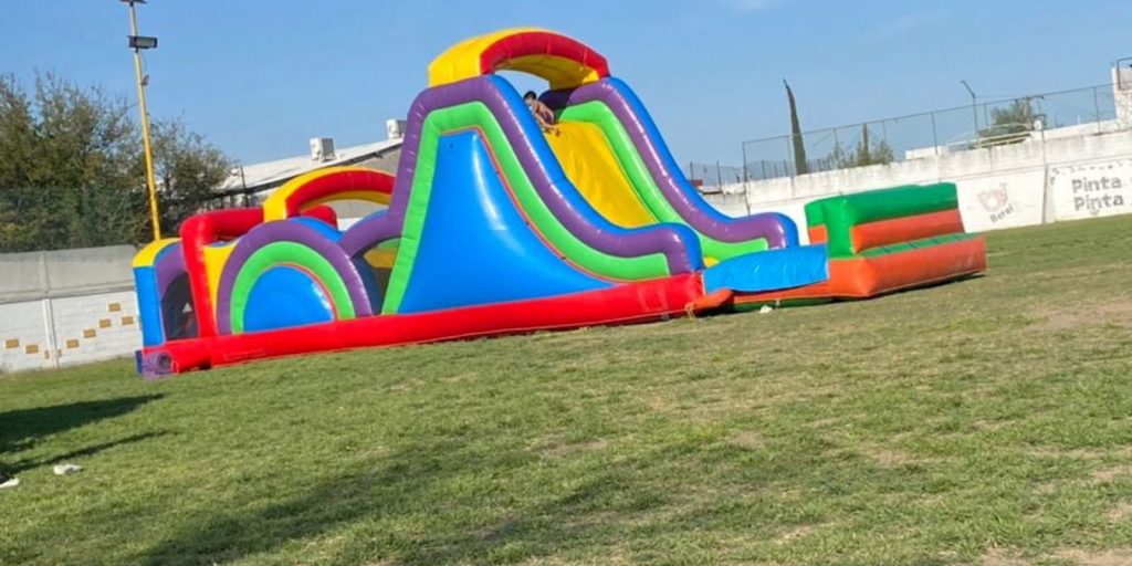 Renta de Inflable Acelerator