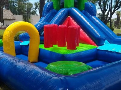 Renta de Inflable Acua Zone