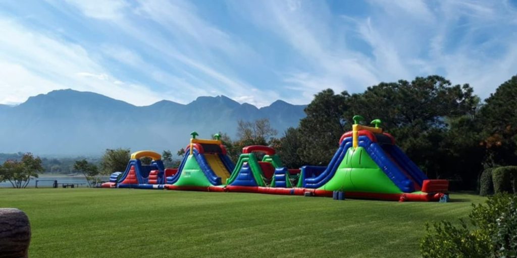 Renta de Inflable Doble Xtreme Challenger