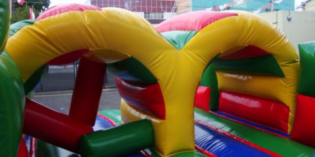Renta de Inflable Obstáculos