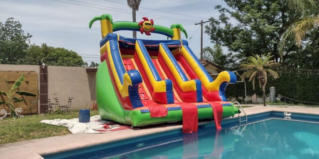 Renta de Inflable Palmas Doble Carril
