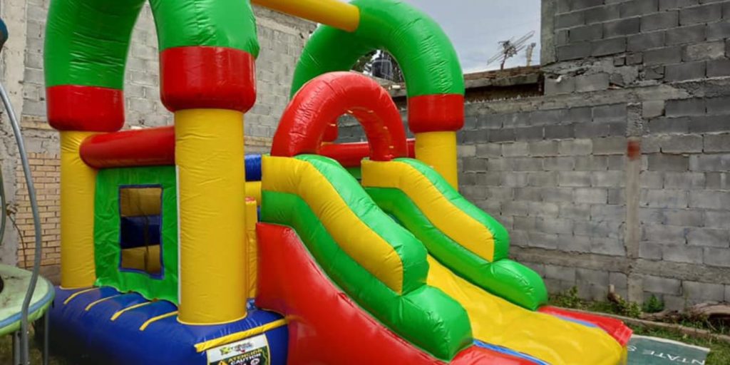 Renta de Inflable Arcos Play