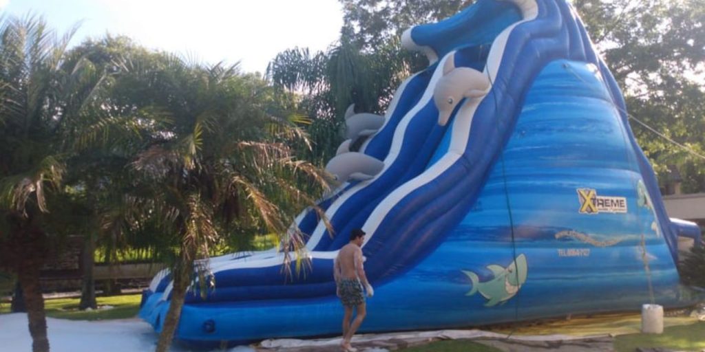 Renta de Tobogán Inflable 8 Metros de Alto