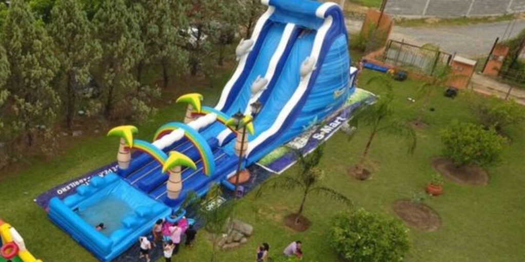 Renta de Tobogán Inflable 8 Metros de Alto