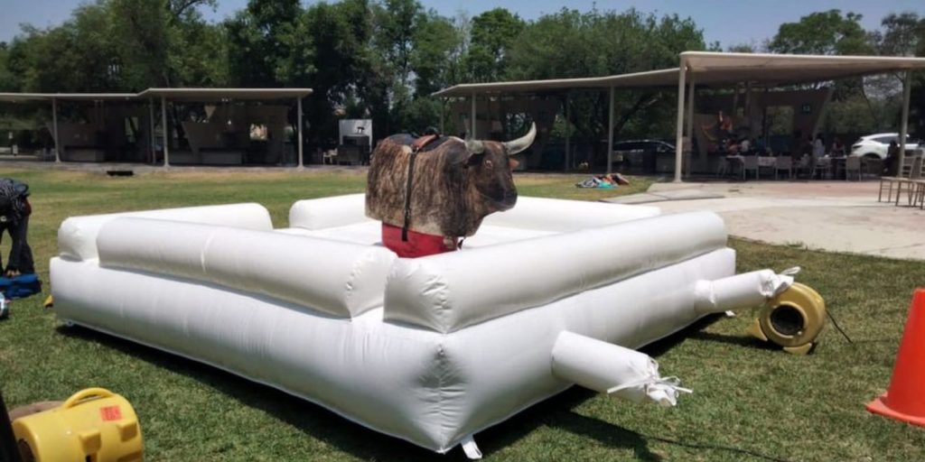 Renta de Toro Edición White