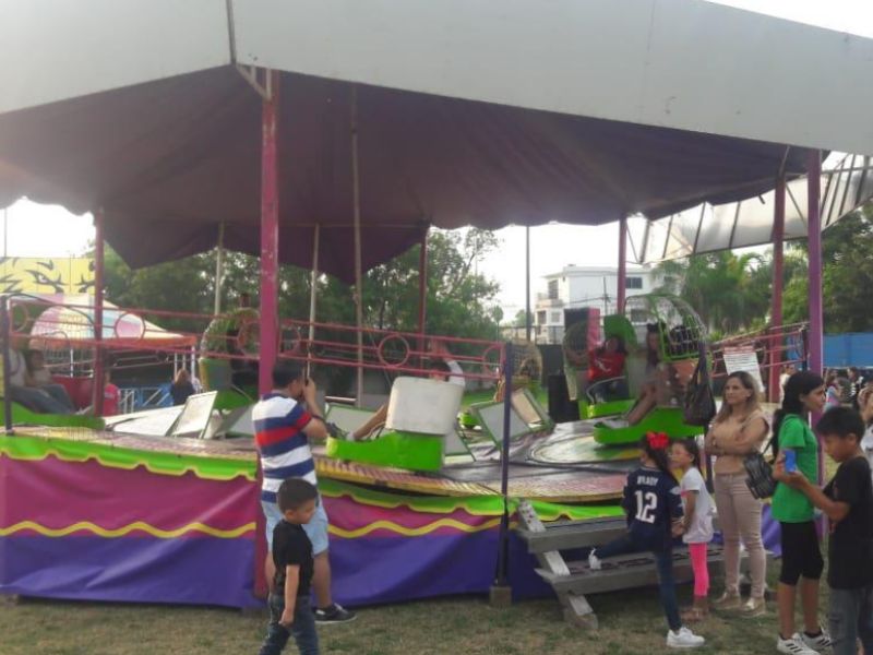 Renta de Juegos Mecánicos para Adultos Remolino