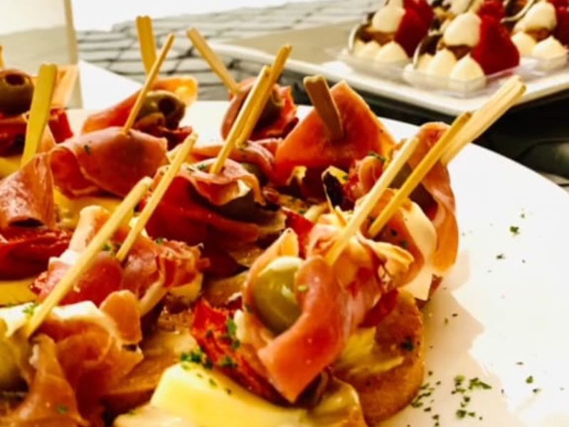 Bocadillos Canapés Salados