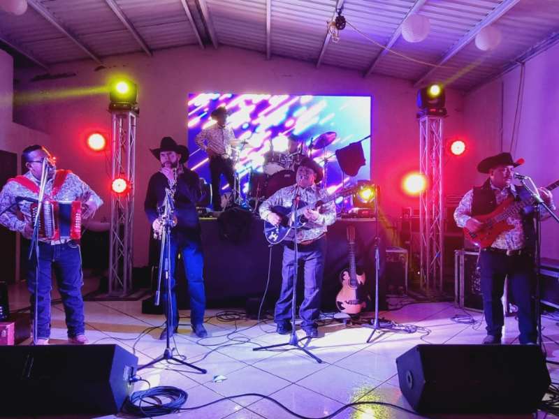 Paquete de Sonido Para Grupos Musicales