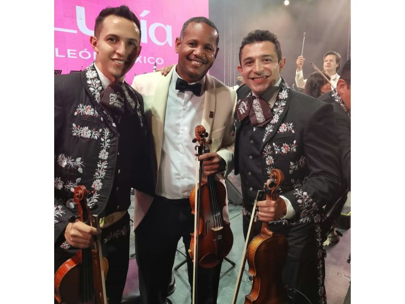 Música en Vivo, Violín, Chelo y Viola