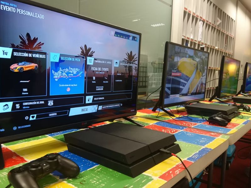 Servicio de Realidad Virtual y Videojuegos